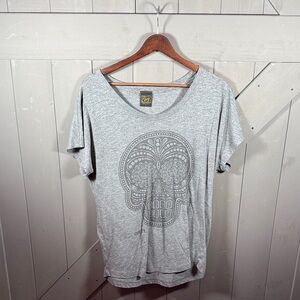 Obey- Oversized  Flowey Skull Graphic Women's Top